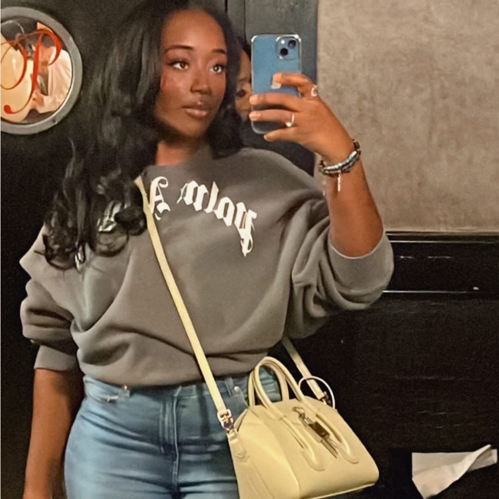 Meet your Posher, Sakinah